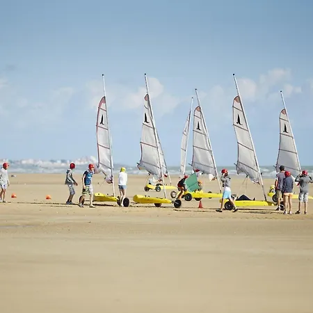 La Dolce Proche Des Plages