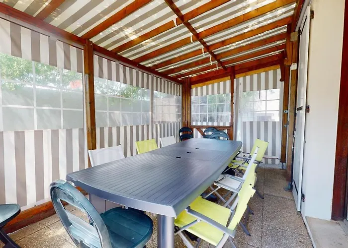 La Dolce Proche Des Plages